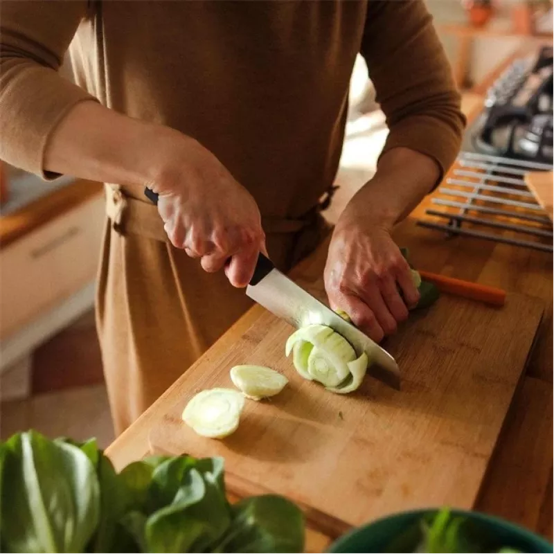 Fiskars 1057536 virtuves nazis Nerūsējošais tērauds 1 gab. Santoku nazis