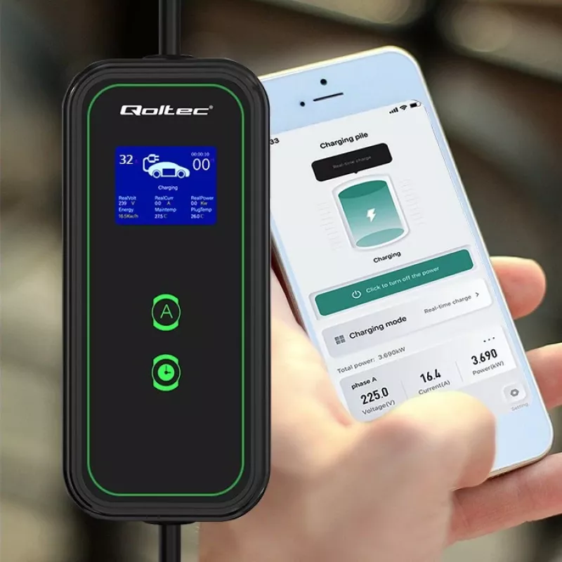 Qoltec Mobile EV Car Charger Adjustable 2in1 Type2 | 7kW | 230V | CEE 3 PIN | Wi-fi | LCD | Portable | Wallbox | 5m