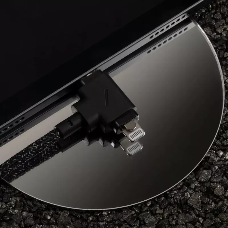 Uzlādes un datu kabelis native union Belt kabelis Duo Pro USB-C uz USB-C un Lightning, melns