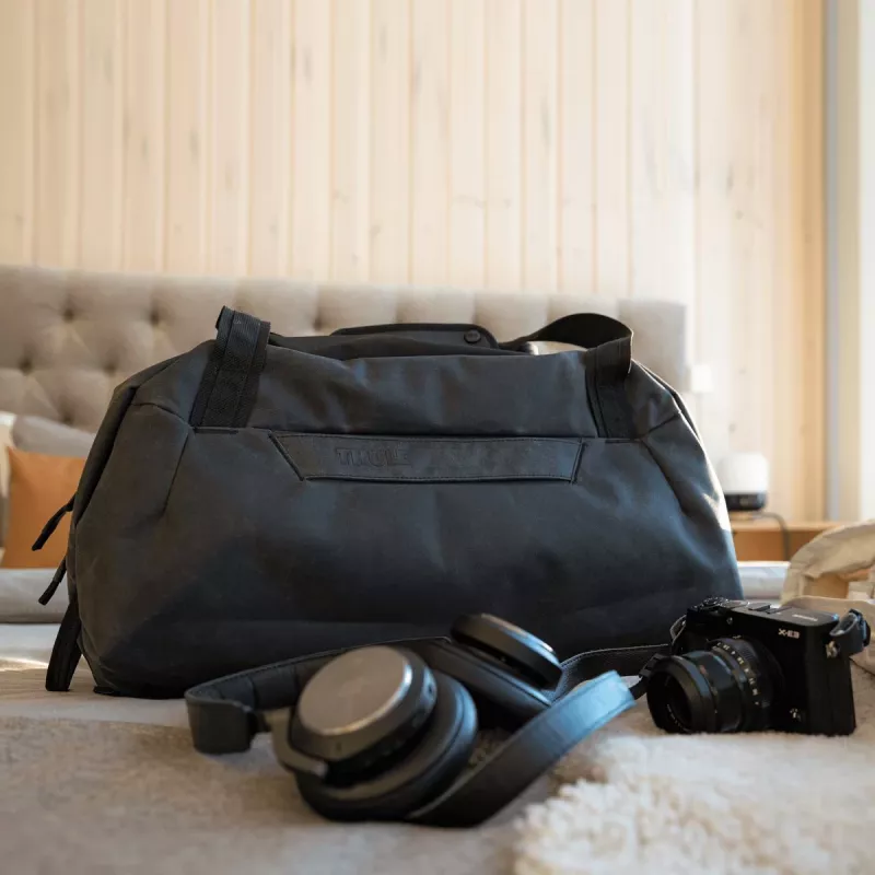 Thule | TAWD-135 Aion | Ceļojumu soma 35L | Soma | Melna | Plecu siksna
