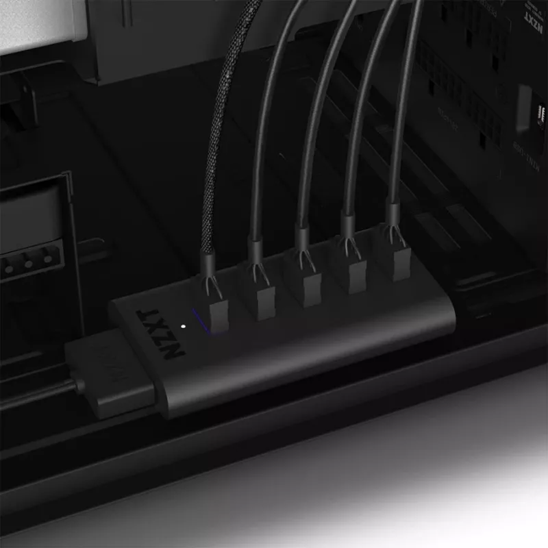 NZXT iekšējais USB 2.0 paplašināšanas centrs Gen 3 - melns