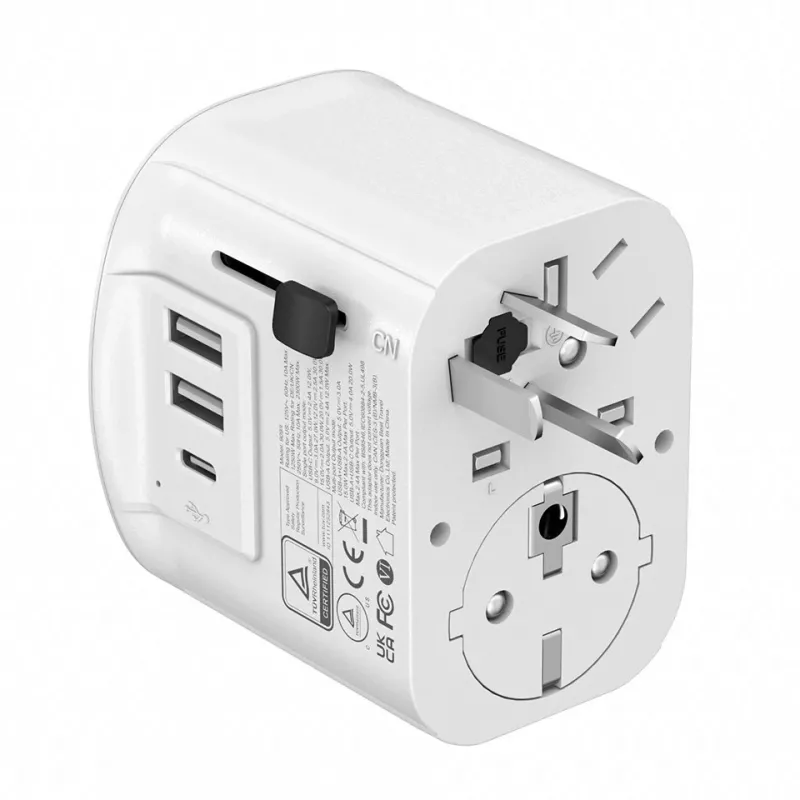 Ceļojumu adapteris GEMBIRD TPA-EU2A1C15-01-W — 15 W, E tipa kontaktdakša, 2× USB-A + 1× USB-C, 100–250 V
