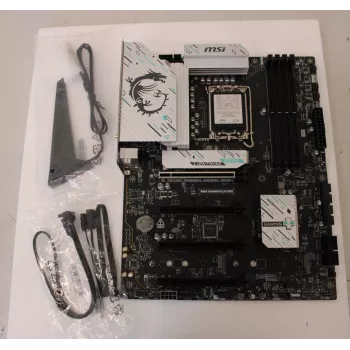 Mātesplate MSI B860 GAMING PLUS WIFISO — lietota, atjaunota, iebūvēta baterija, 3 mēnešu garantija