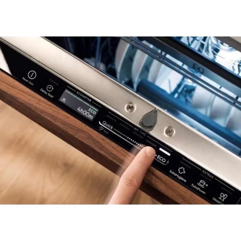 Iebūvējamā trauku mazgājamā mašīna Electrolux EEG63410L, šaura 45 cm, 10 galda klājumu komplekti, 8 programmas, AirDry, AquaStop