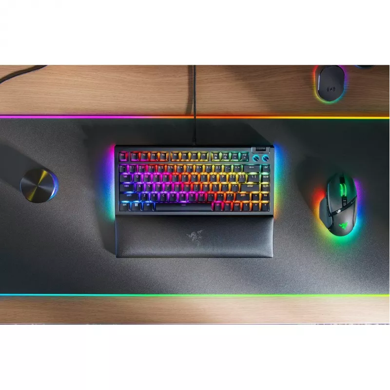 Klaviatūra Razer MelnsWidow V4 spēļu USB QWERTY US English melna