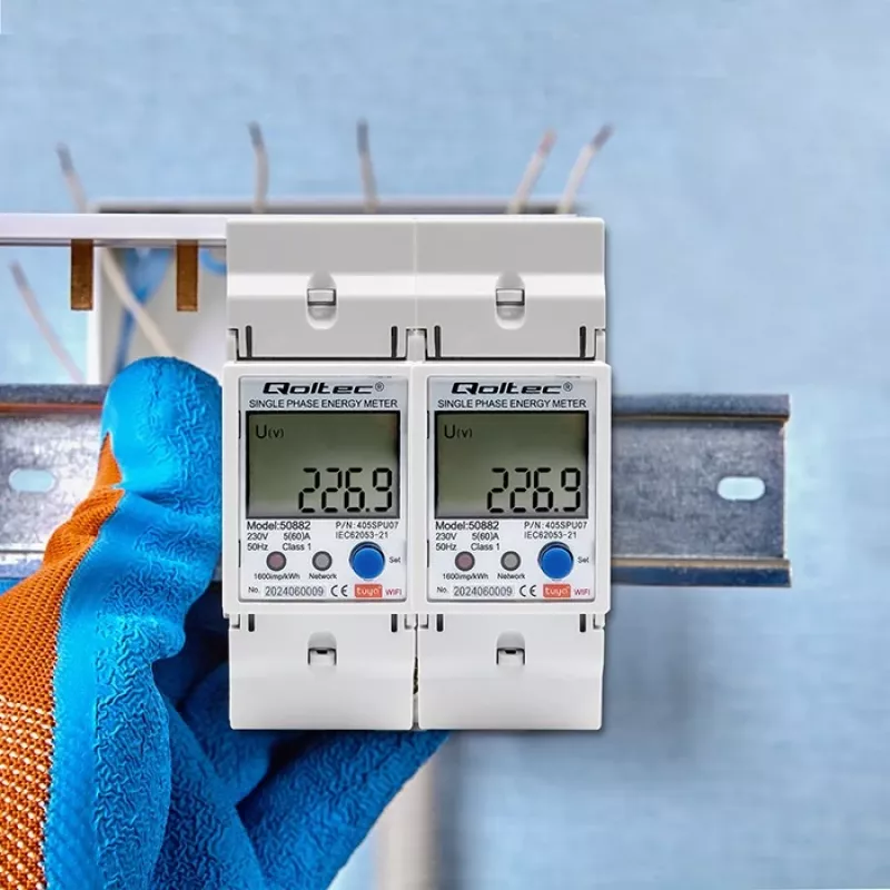 Qoltec 50882 Vienfāzes elektroniskais enerģijas patēriņa skaitītājs DIN sliedei | Wi-Fi | TUYA | 230V | LCD