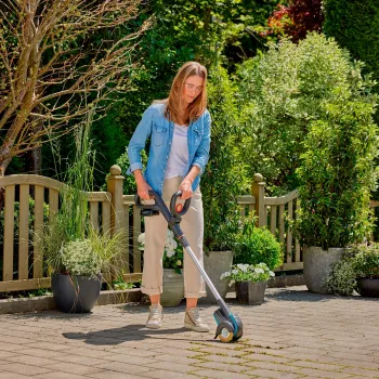 GARDENA EasyWeed 1800/18V P4A Solo elektriskais nezāļu slotiņš ar bateriju, augstums 97,1 cm
