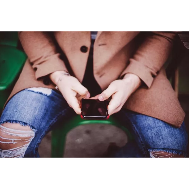 VixFox kartes slota aizmugures apvalks iPhone X/XS — rubīnsarkans, aizmugures vāciņš ar integrētu karšu kabatiņu