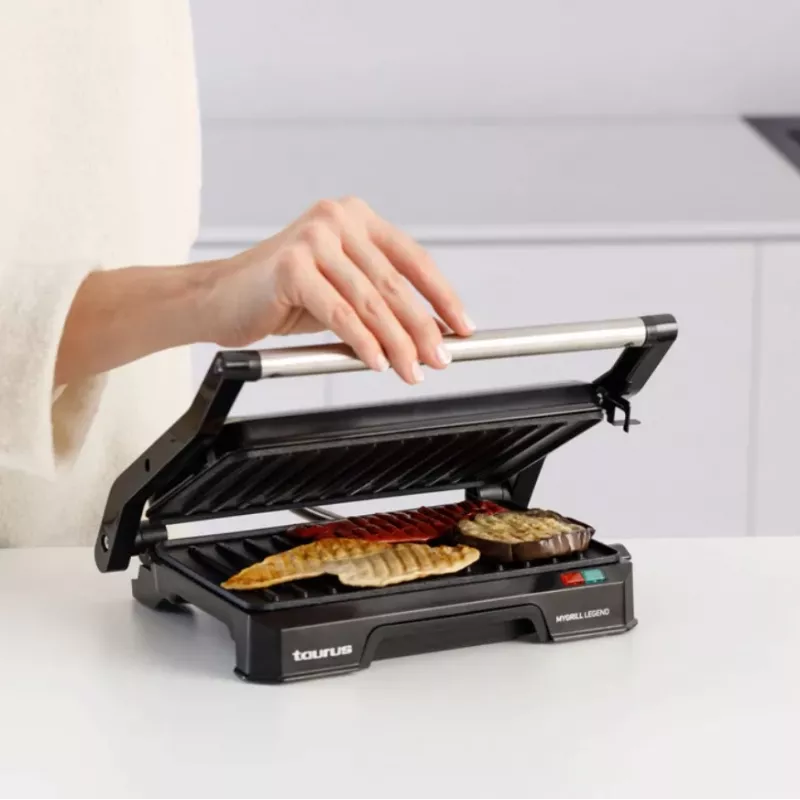 Kontakta grils Taurus MYGRILL LEGEND 1000W, nerūsējošais tērauds/melns, cepamā virsma 230×145 mm