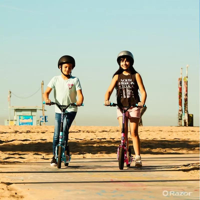 Razor Flashback BMX stila bērnu velosipēds zilā krāsā