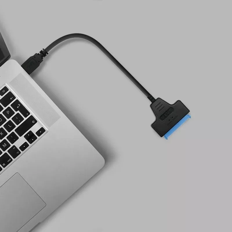 Adapter QOLTEC 51855 — ārējais M.2 NVMe/NGFF uz USB 3.0 adapteris, 10 Gb/s, 2,5 collu/M.2 diskdziņiem, melns