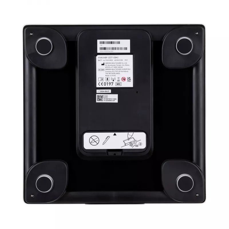 Omron VIVA elektroniskā personālie svari — kvadrātveida, melnā krāsā, maks. 150 kg, 100 g precizitāte, ķermeņa tauku/ĶMI/BMR mērīšana, 30 lietotāju atmiņa