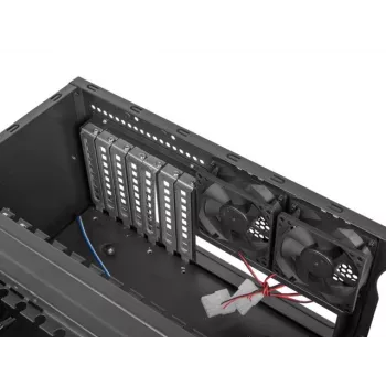 Lanberg SC01-4504-10B modulāra servera šasija Rack (4U)