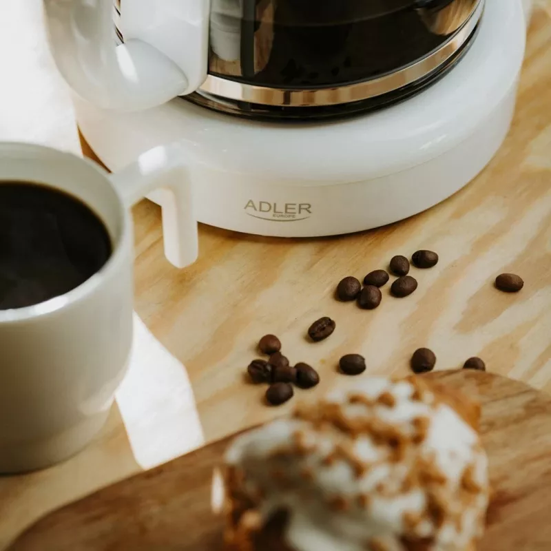 Adler AD 4383w Pilienu kafijas automāts maltai kafijai 1,5 L balts