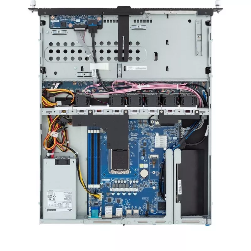 Plaukta serveris GIGABYTE R123-X00-AA01 1U — viena ligzda Intel Xeon Scalable platforma, LGA 1700, DDR5, 4 DIMM, 2,5 collu nodalījumi x4, 400 W barošanas bloks (80 PLUS Gold)