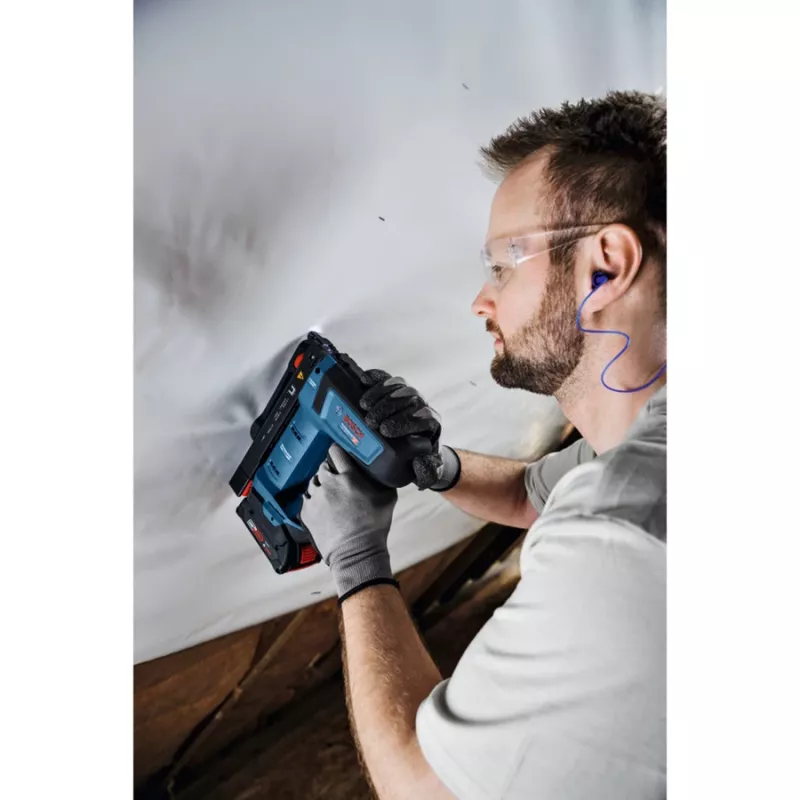 Bosch GTH 18V-14 bezvadu koka skavotājs, solo, L-BOXX komplektā