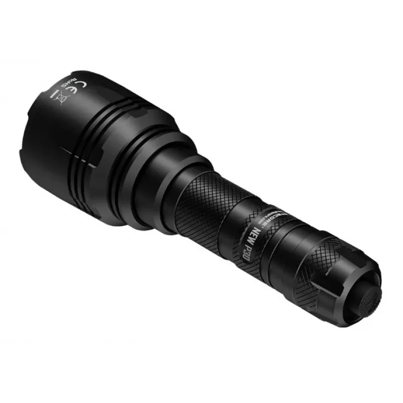 Medību lukturis Nitecore NEW P30 — 1000 lm, 5000 mAh, USB uzlādējams, IP68, alumīnijs, 155,5 mm, 158,5 g