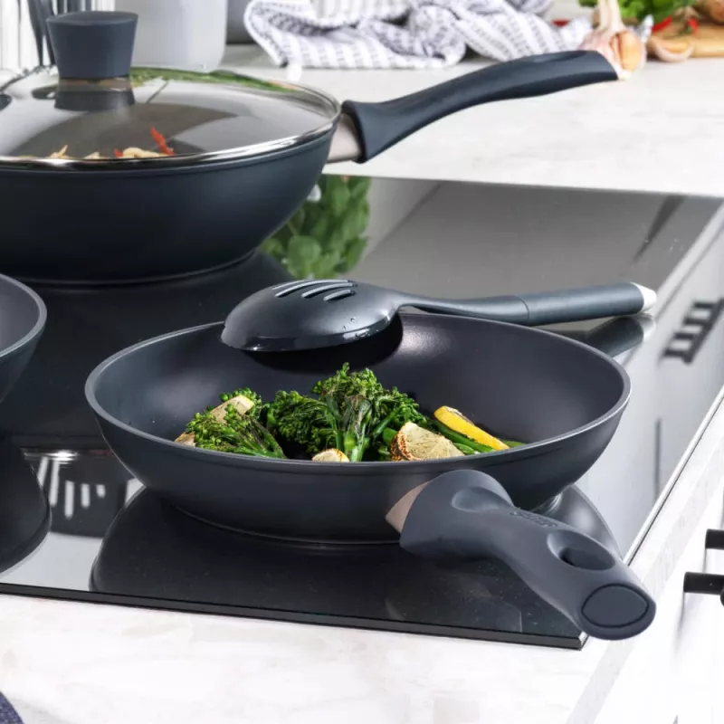 Cepamā panna Salter BW12258EU7 24 cm ar nepiedegošu pārklājumu