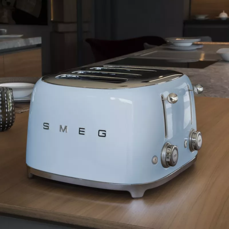 Smeg 50's Style TSF03PBEU tosteris pastelzilā krāsā
