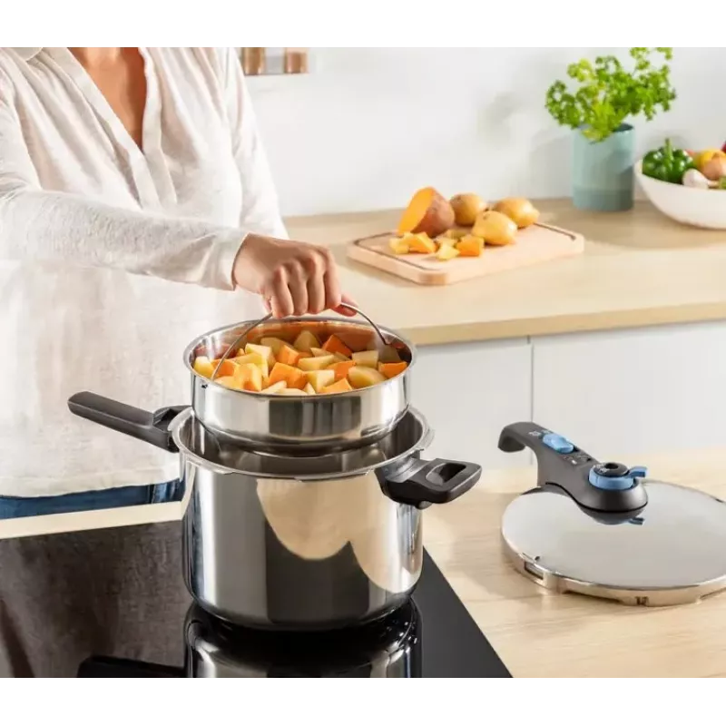 Spiediena katls Tefal SECURE TRENDY 6L ar nerūsējošā tērauda tvaicēšanas grozu, piemērots indukcijas plītīm