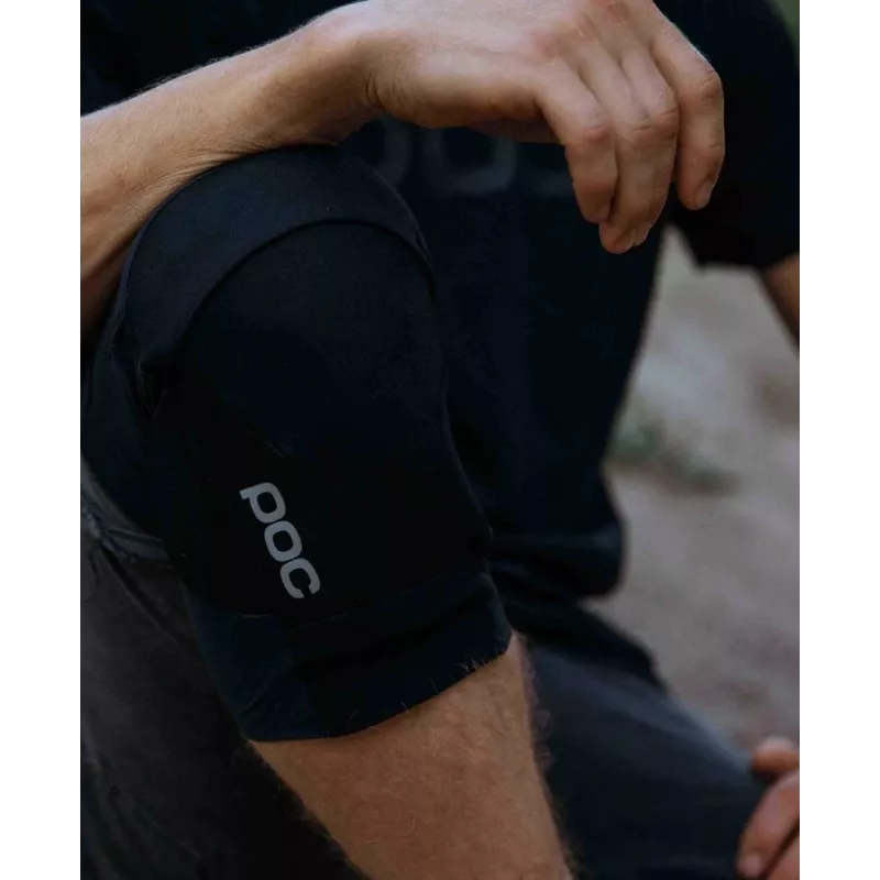Ceļgalu aizsargs POC Oseus VPD Knee — melns, elastīgs materiāls