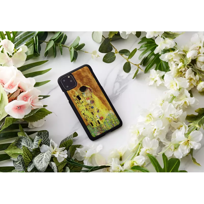 Viedtālruņa maciņš iKins iPhone 11 Pro Max — melns skūpsta dizains, aizsardzības vāciņš