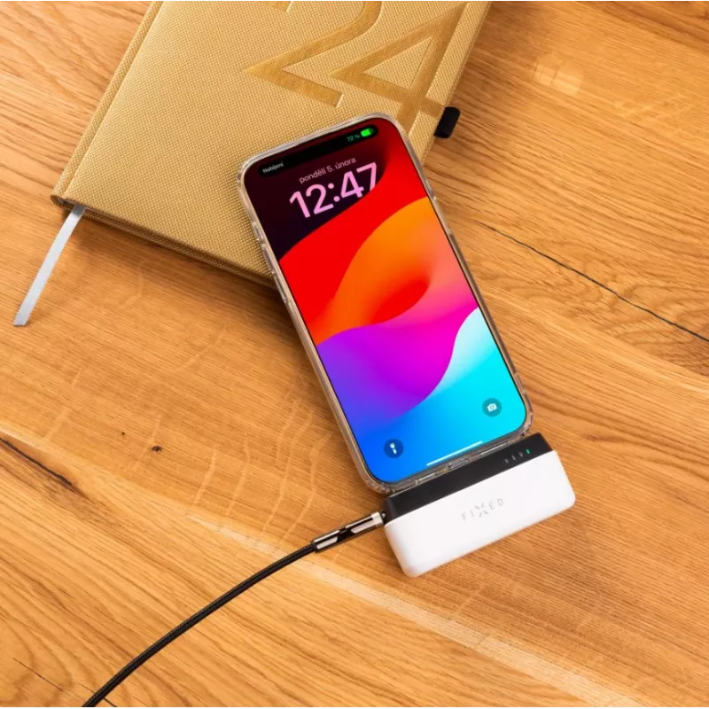 Pārnēsājams ārējais akumulators FIXED FIXZEN-5PL-WH, 5000 mAh, USB-C izeja 5V/3A, 9V/2,22A, 12V/1,67A, balts