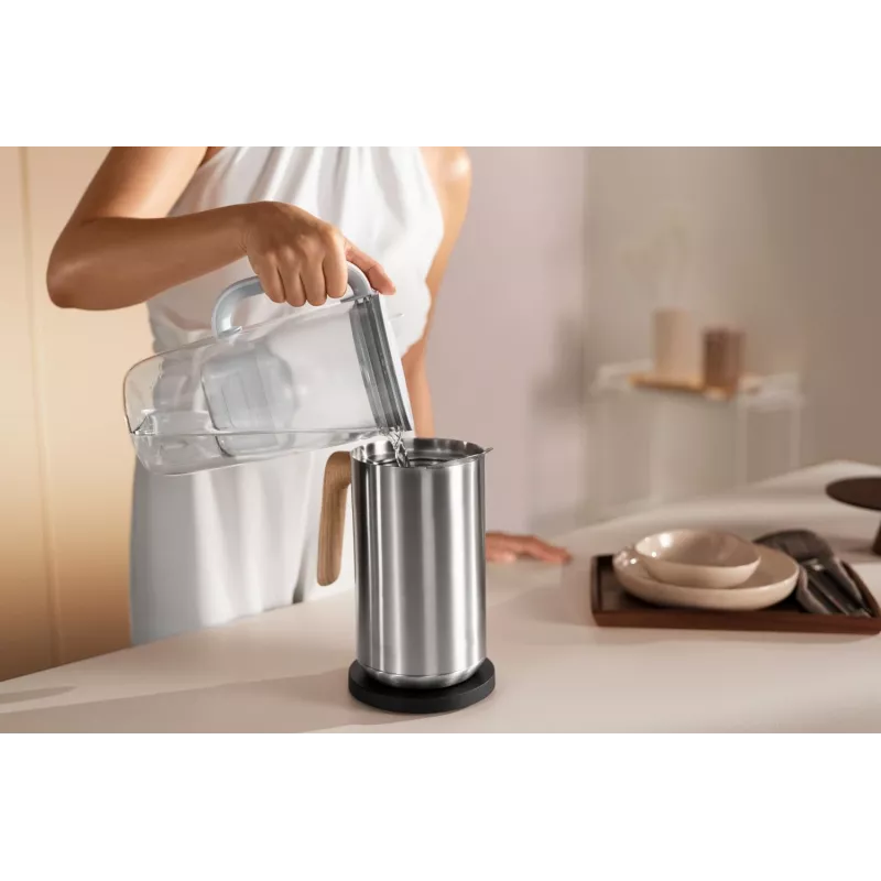 Ūdens filtrēšanas krūze BRITA Glass+1 Maxtra Pro pelēka, 2,4 L kopējā / 1,5 L filtrētā, Maxtra Pro PP filtrs