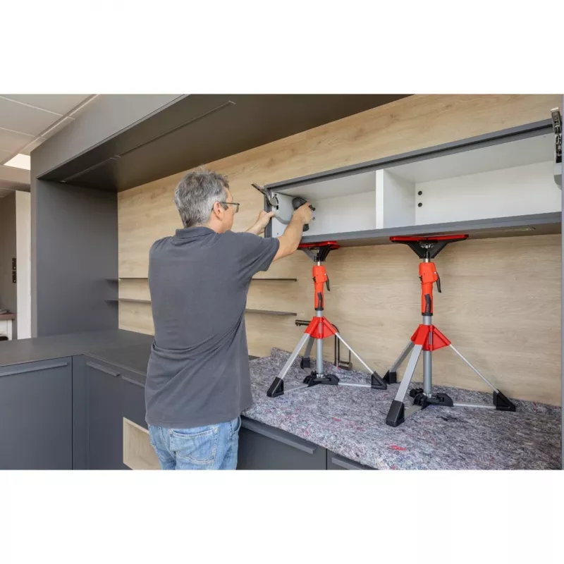 Griestu un montāžas balsts Bessey STE90 regulējams 575–910 mm ar sūkņa rokturi