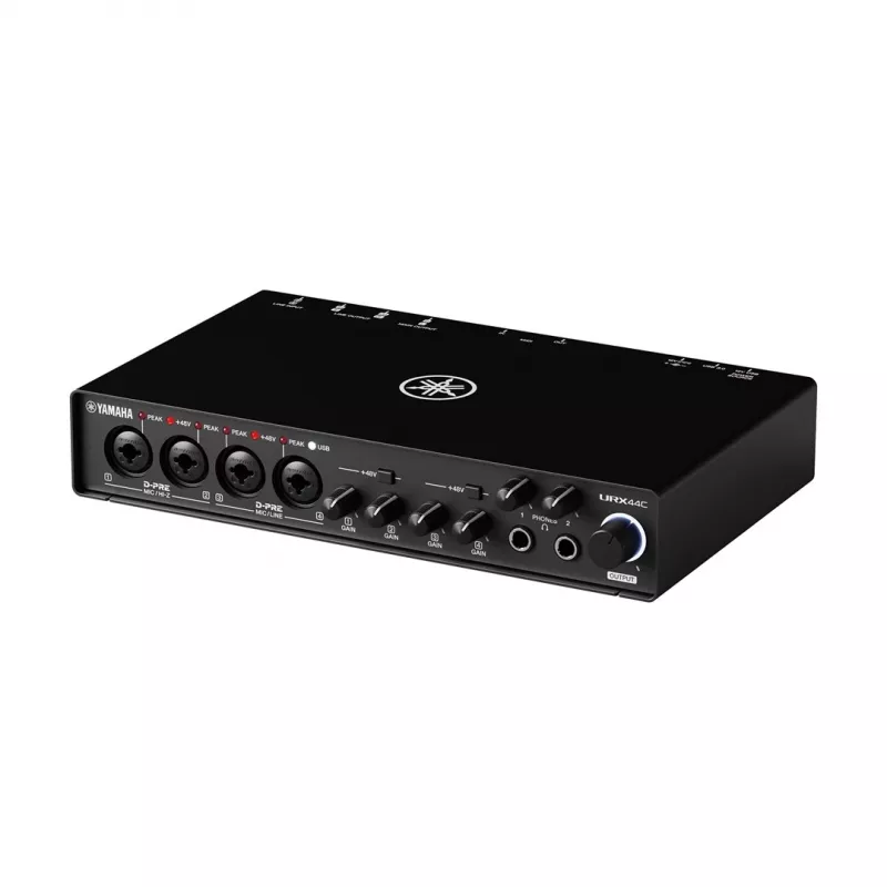 Audio/MIDI interfeiss YAMAHA URX44C — kompakta USB audio un MIDI savienojamība