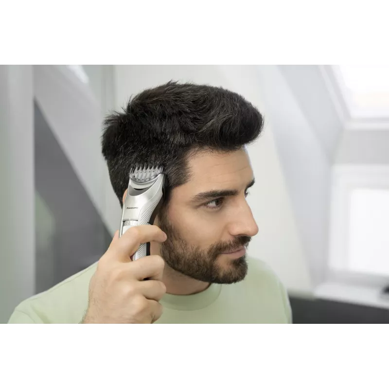 Matu griežamā mašīnīte Panasonic ER-GC71 sudraba krāsā