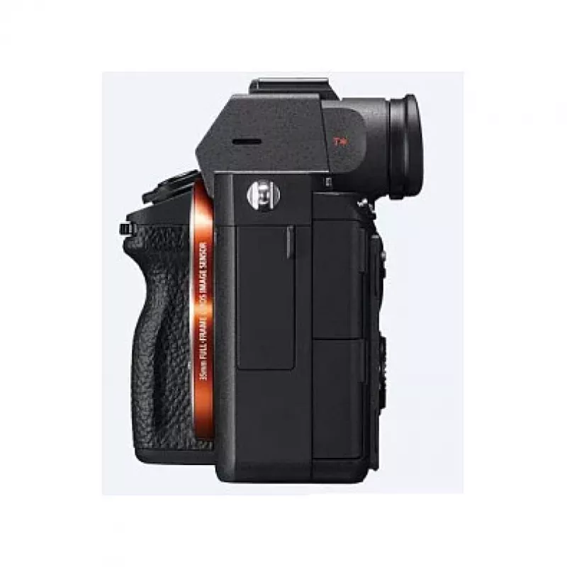 Sony α 7 III + 28-70mm MILC 24.2 MP CMOS 6000 x 4000 pikseļi Melns
