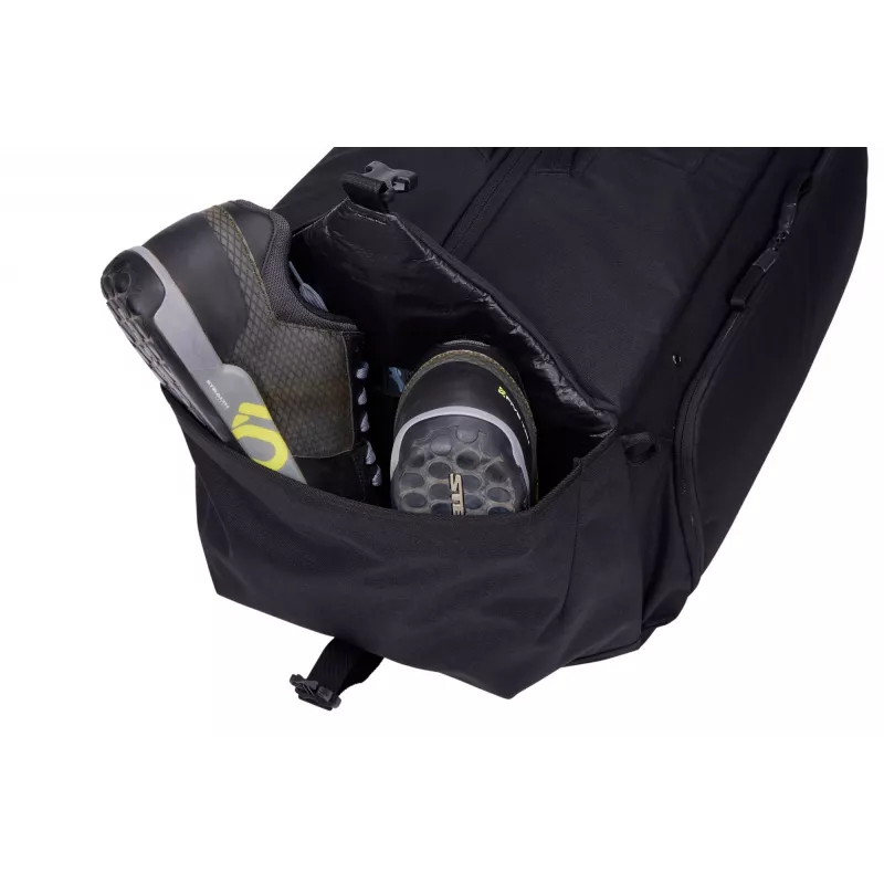 Thule 5536 Roundtrip 70L MTB duffel melna