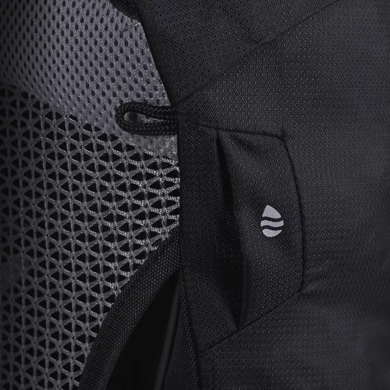 Deuter AC Lite 16 pārgājienu mugursoma, 16 L, melna