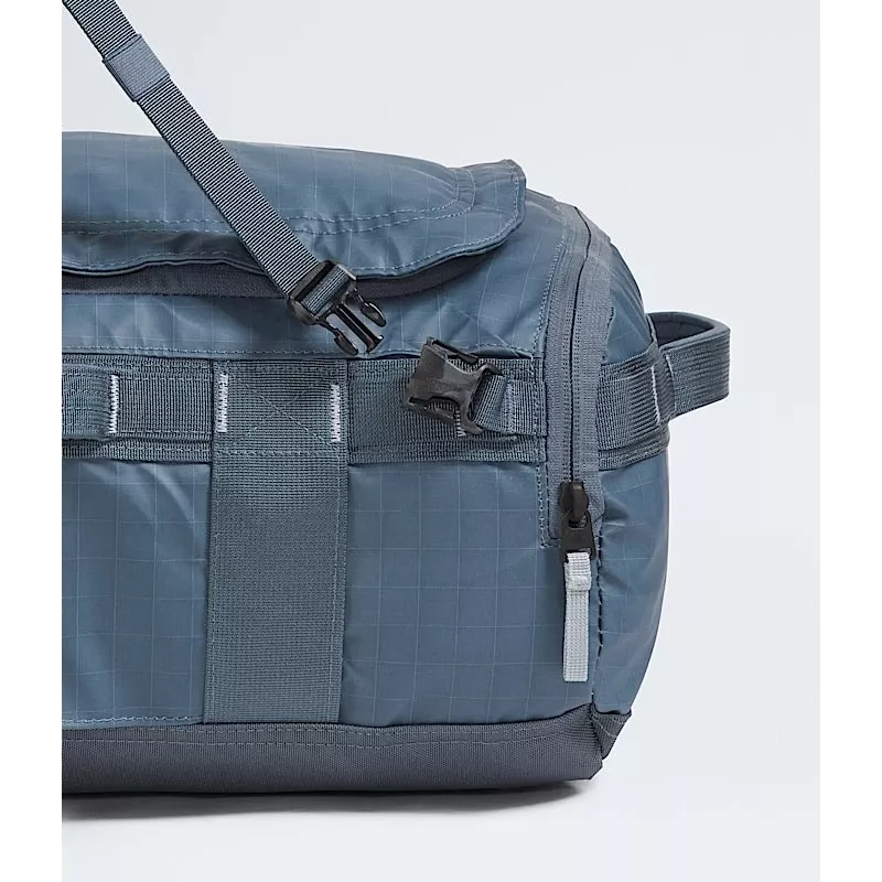 Ceļojuma soma The North Face Base Camp Voyager Duffel 32L - pelēka/sarmas pelēkā