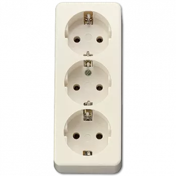 Elektriskā strāvas kontaktdakša Type C JUNG 10S23L Ziloņkaula 3P