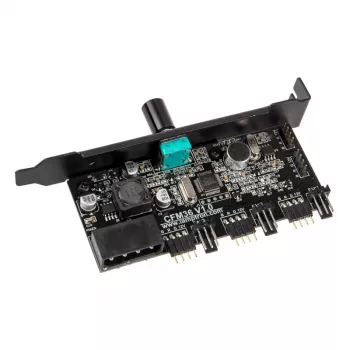 Ventilatoru un RGB LED kontrolleris Lamptron CFM36 PCI slotam, melns