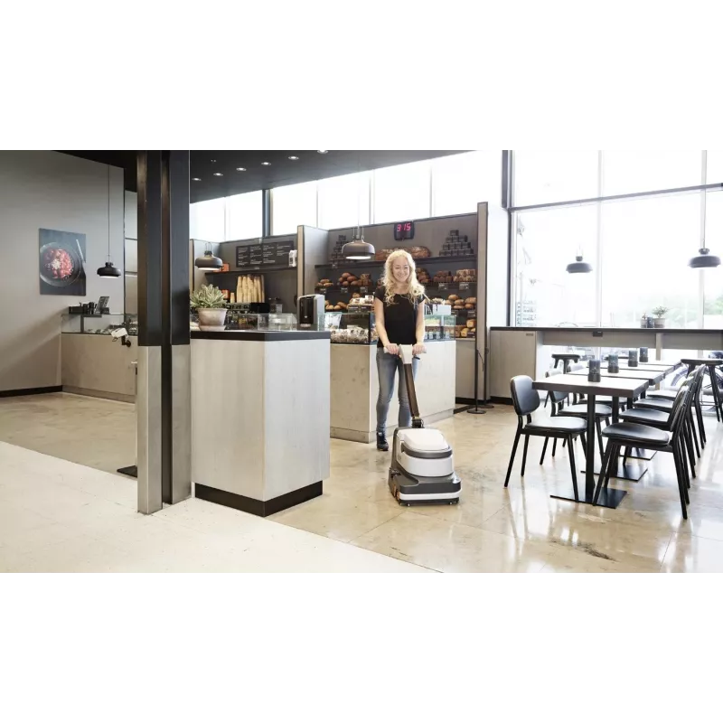 Nilfisk SC250 grīdas tīrītājs/žāvētājs 300 W 680 m²/h aizstaigājams (9087380020)