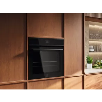 Iebūvējamā cepeškrāsns Electrolux EOE8P39H melna, pirolītiskā, elektriskā, daudzfunkciju, melna