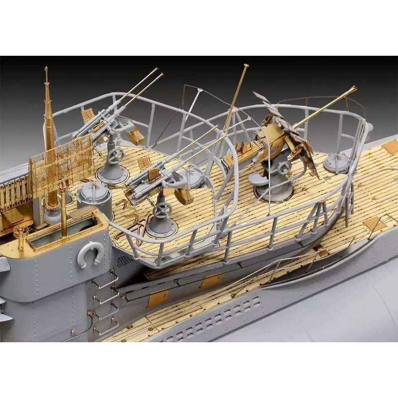 Plastmasas modeļa komplekts REVELL Vācu zemūdene Type VII C/41 1/72 mērogā