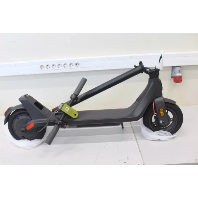 IZPĀRDOTS. Xiaomi Electric Scooter 4 Lite (2nd Gen) | IZPĀRDOTS. IZPĀRDOTS. Xiaomi 3 mēneši | LIETOTS KĀ DEMO, TRŪKST IEKŠĒJĀ IEPAKOJUMA