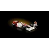 LEGO komplekts McLaren MP4/4 Ayrton Senna 10330 — LEGO ICONS mēroga modeļa eksponāts