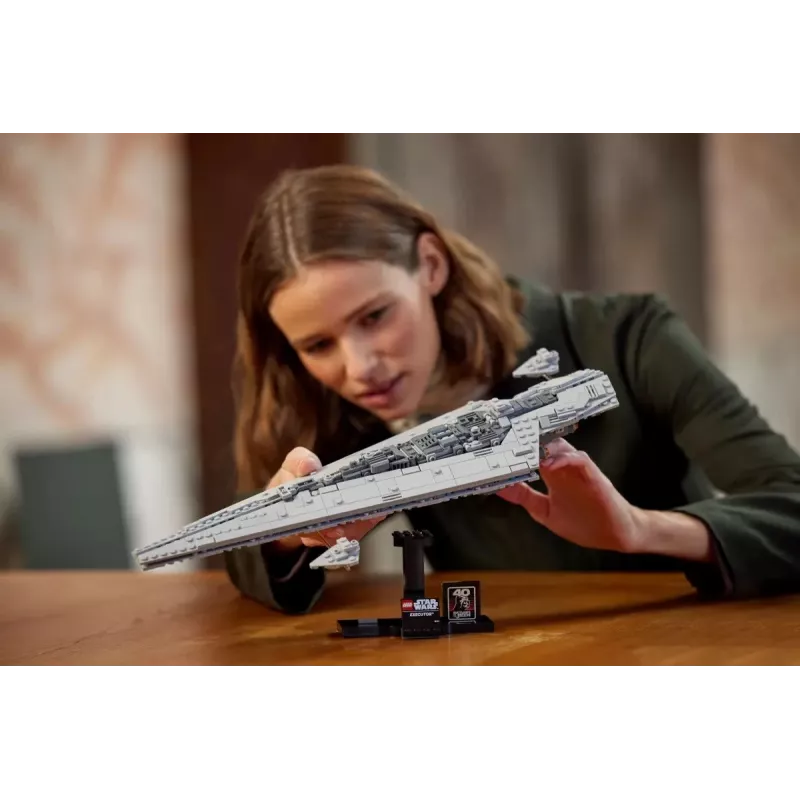 LEGO Star Wars Executor Super Star Destroyer 75356 — modeļa komplekts, 6034 detaļas