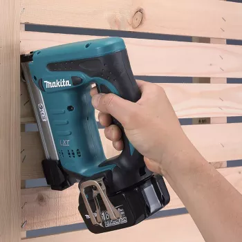 Makita DST221Z naglotājs/skavotāji Skavotājs ar bateriju