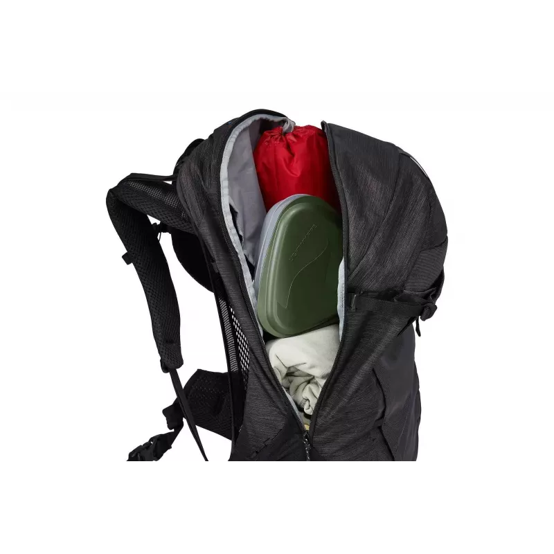 Thule 4503 Topio 30L vīriešu mugursoma pārgājieniem, melna