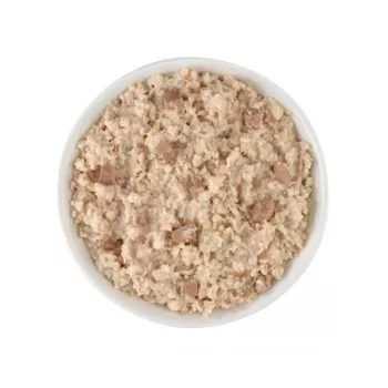 Slapjā kaķu barība Agras Pet Foods Schesir Baby in Brühe 70 g — vista, bez graudiem, junior kaķiem