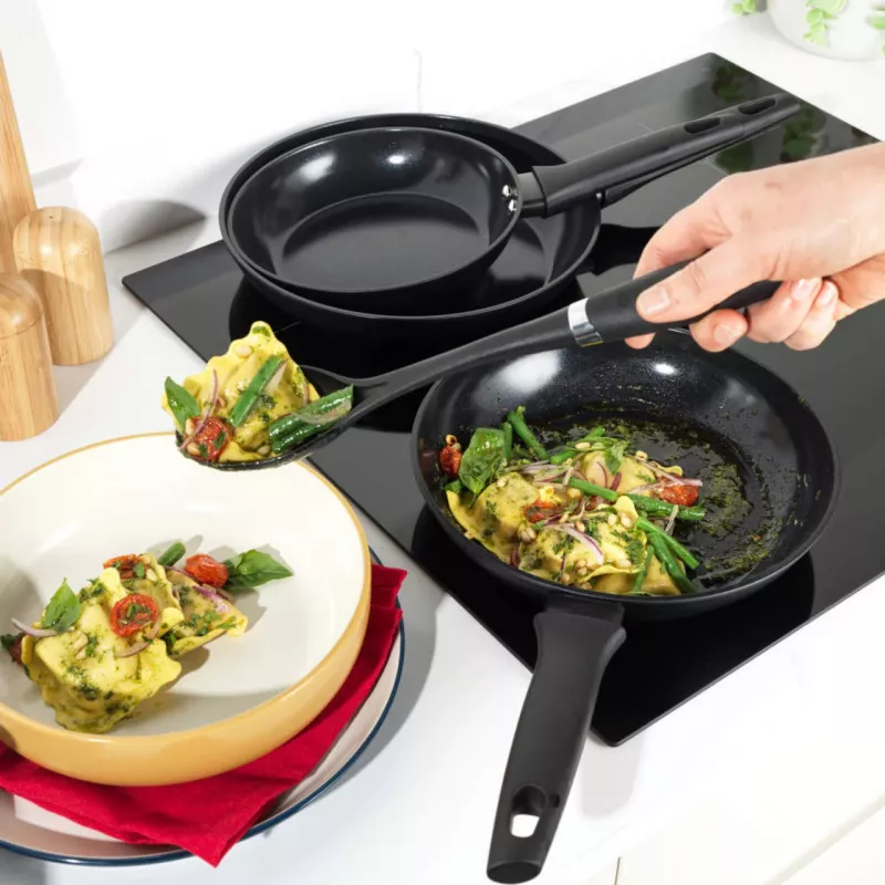 Cepamā panna Russell Hobbs RH03253EU7 20 cm ar Thermocollar siltuma indikatoru