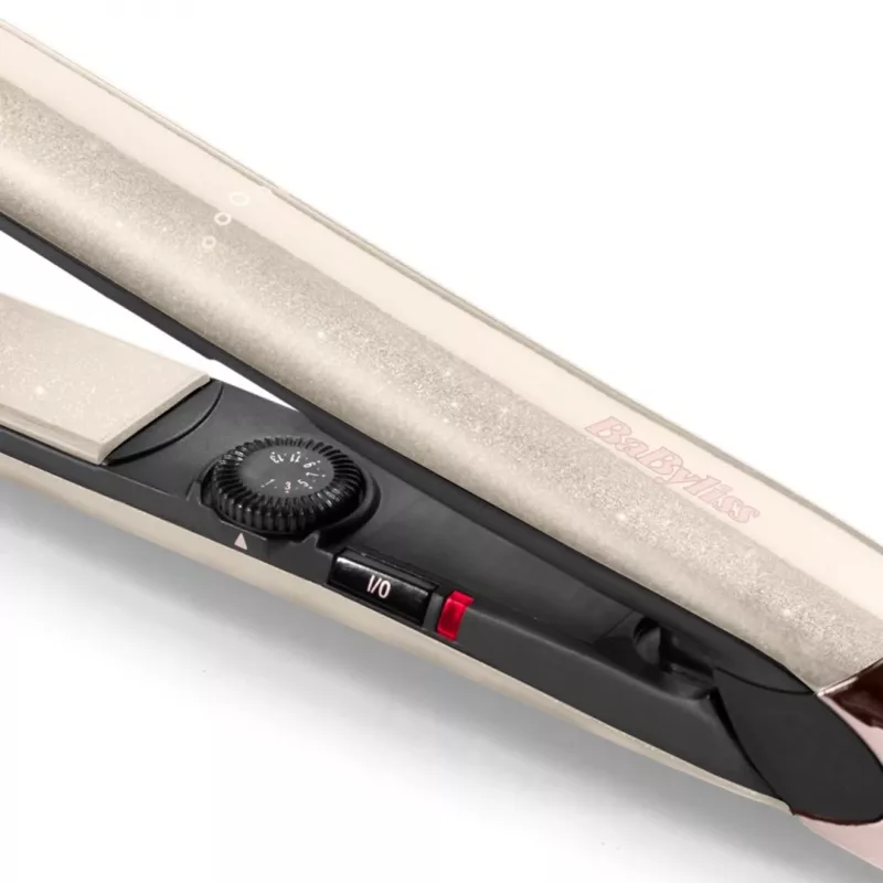 Iztaisnošanas gludeklis BABYLISS ST914PE — keramikas/titāna plāksnes, 13 siltuma līmeņi, 100–240V, bēša/vara krāsa