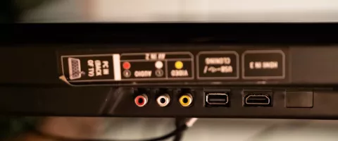 HDMI pret DisplayPort: kuru kabeli izvēlēties?