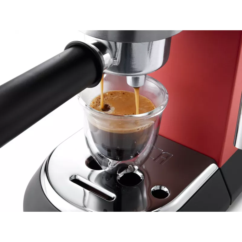 Espresso automāts DeLonghi EC685.R 1.1 L, 15 bāri, pusautomātisks, tvaika caurule, 2 tasīšu ietilpība
